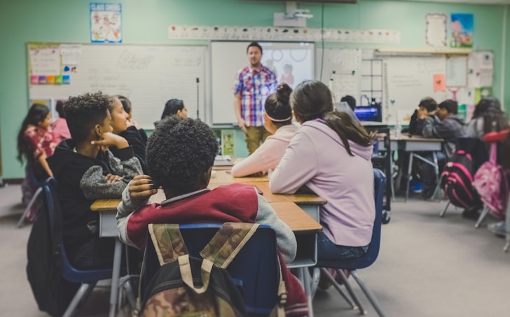 Online Learning Platforms in modern education